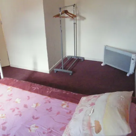 La Chapelle Holiday home La Chapelle-Saint-Laurent