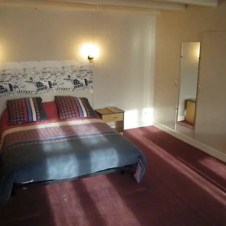 La Chapelle * La Chapelle-Saint-Laurent